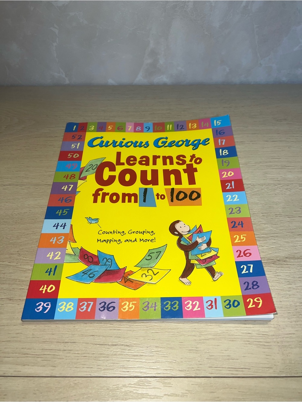 📚 Curious George Learns to Count from 1 to 100